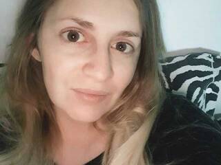 Chat de vídeo erótico Swety-3