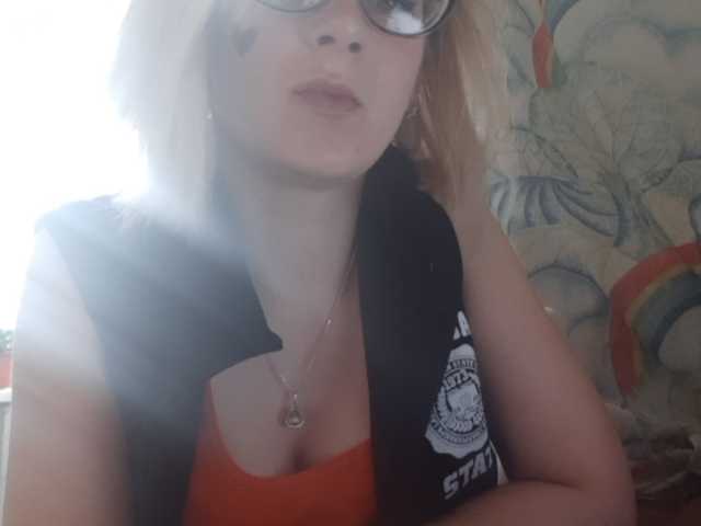 Capturas de tela de transmissão SylviaOn