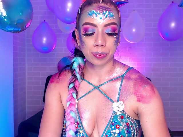 Capturas de tela de transmissão TaraFisherX