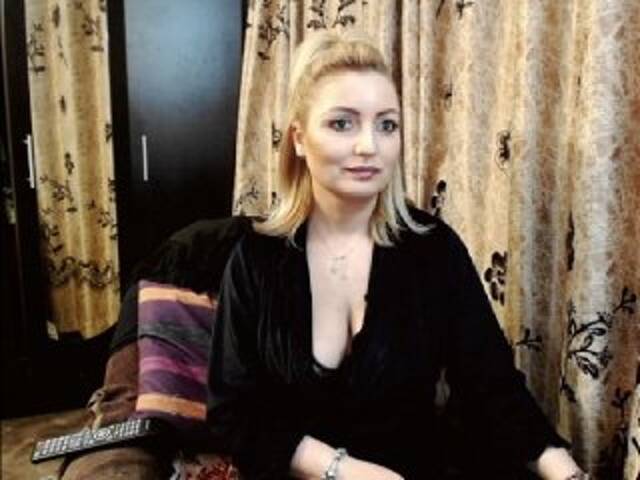 Capturas de tela de transmissão ThePrettyFace