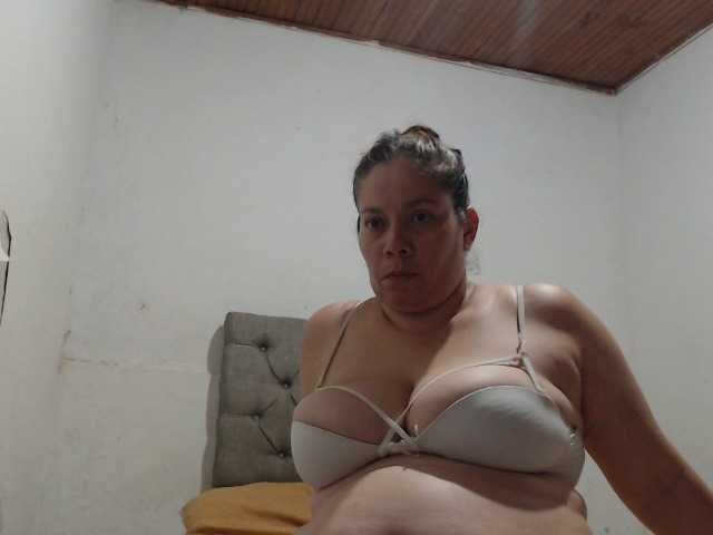 Capturas de tela de transmissão tiffa1hot