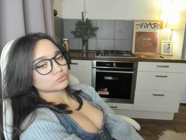 Capturas de tela de transmissão Tiffffanyy