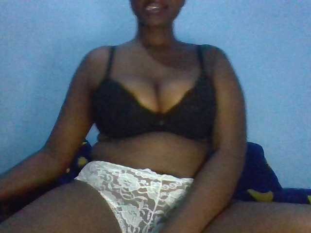 Capturas de tela de transmissão Tightpussy22