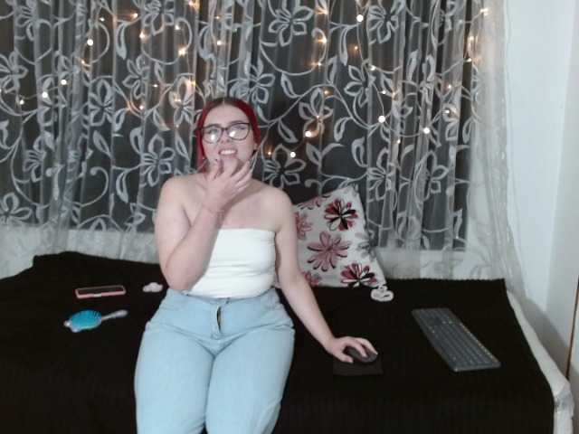 Capturas de tela de transmissão tinabella