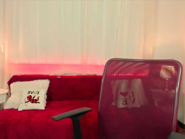 Capturas de tela de transmissão TinaCutie