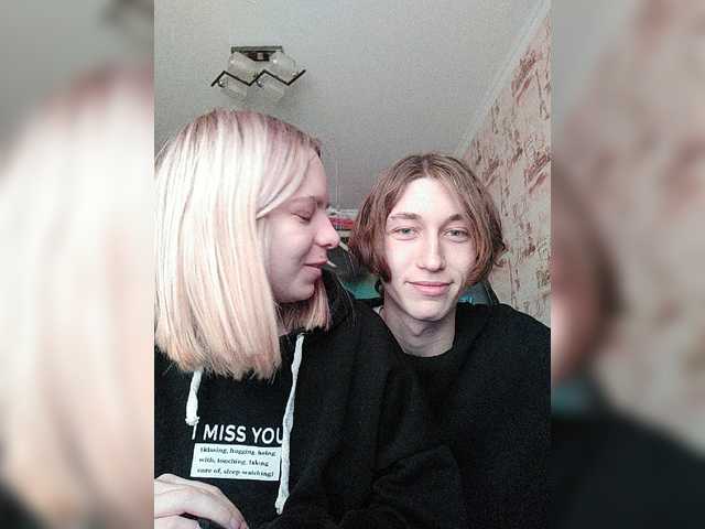 Capturas de tela de transmissão TitLili