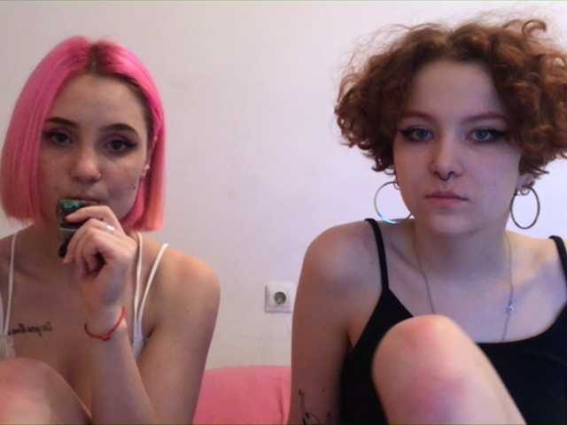 Capturas de tela de transmissão TreshGirls