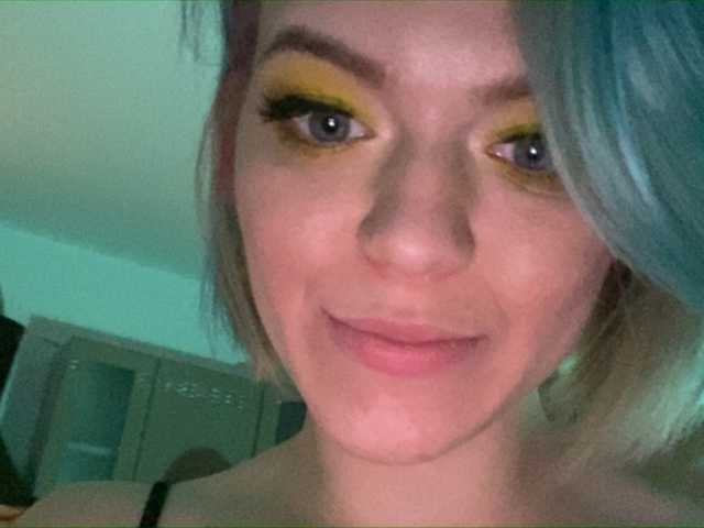 Capturas de tela de transmissão TreshGirls