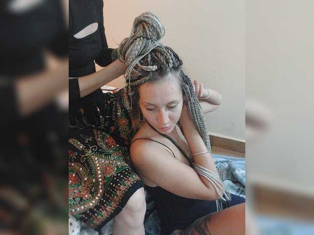 Capturas de tela de transmissão TreshGirls