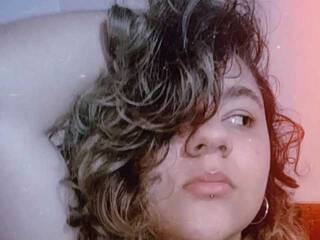 Chat de vídeo erótico tuti-lii