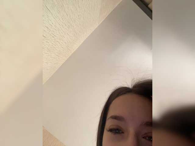 Capturas de tela de transmissão Tutti-Lily