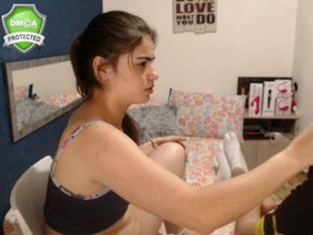 Capturas de tela de transmissão two-wolves