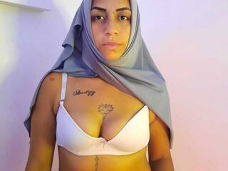 Chat de vídeo erótico UmaKumar