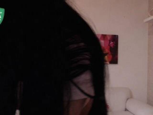 Capturas de tela de transmissão ValenHilton