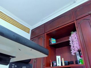 Chat de vídeo erótico ValkiriaContee