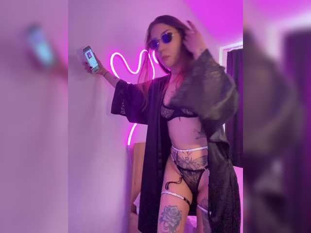 Capturas de tela de transmissão Lisapeach