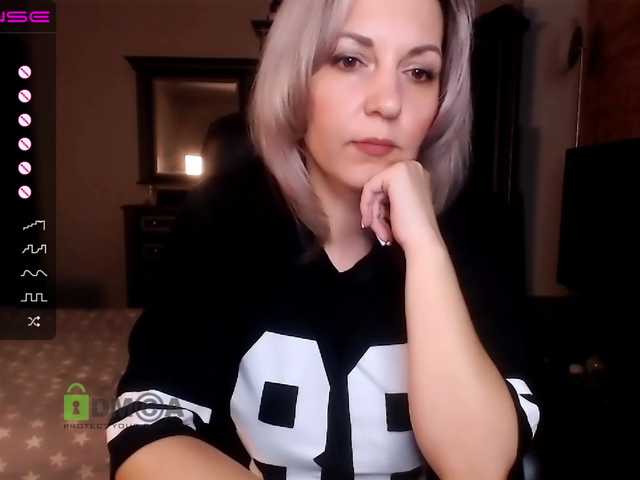 Capturas de tela de transmissão VickiSecret