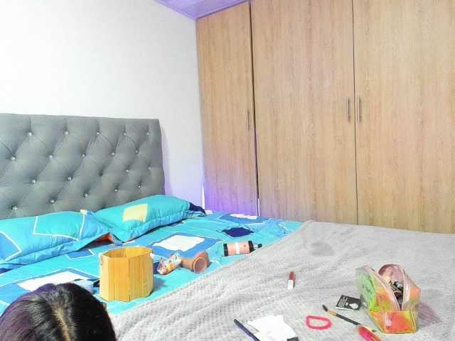 Capturas de tela de transmissão VickyMoon