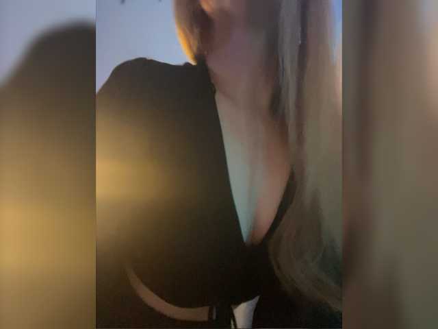 Fotos _Vishka_ Striptease private. I don’t masturbate. I don't undress in free chat