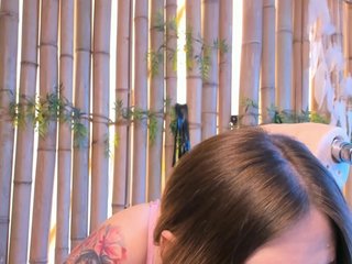 Chat de vídeo erótico KikkiRood