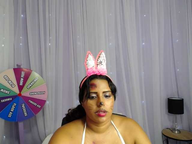 Capturas de tela de transmissão vikycolins