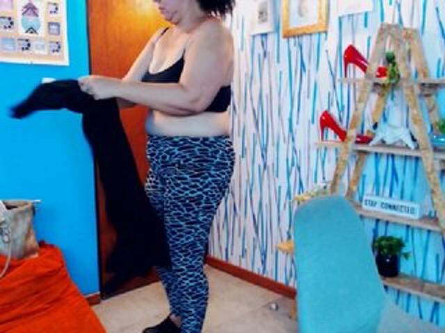 Capturas de tela de transmissão violet-smith