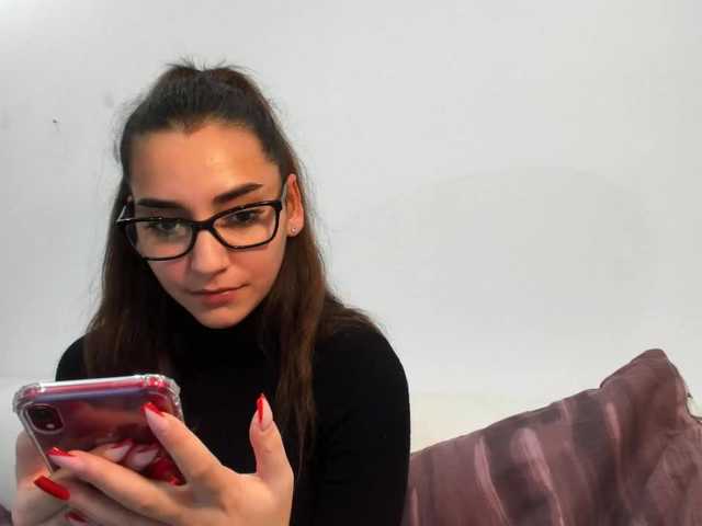 Capturas de tela de transmissão violetmyers18