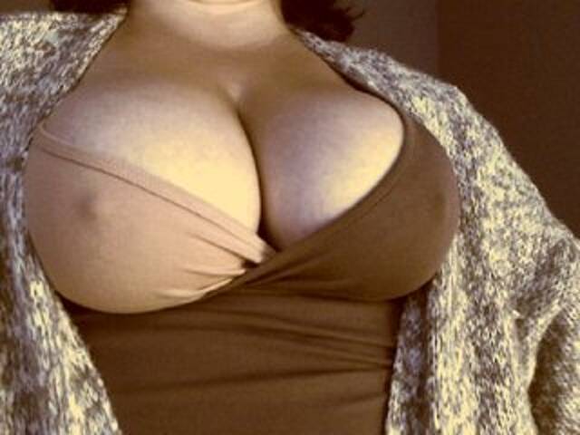 Capturas de tela de transmissão VIPLLLaraVIP