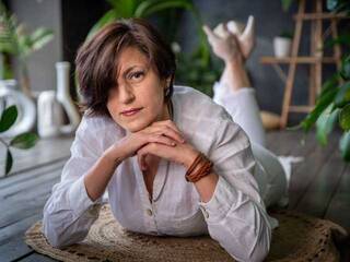 Chat de vídeo erótico Vivian-Violet