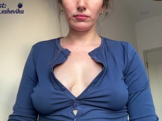 Chat de vídeo erótico EzheVika