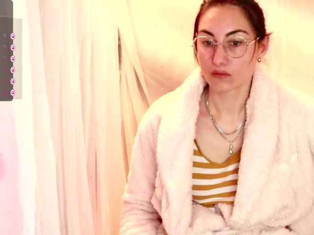 Capturas de tela de transmissão EvilFindomGoddess