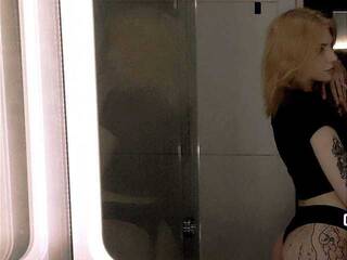 Chat de vídeo erótico TgGlowwowy