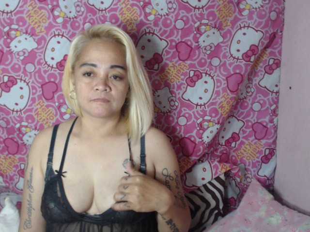 Capturas de tela de transmissão XCHLOE69X