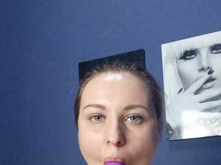 Chat de vídeo erótico XHugeTitsAS