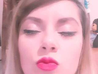 Chat de vídeo erótico XLiaXxx