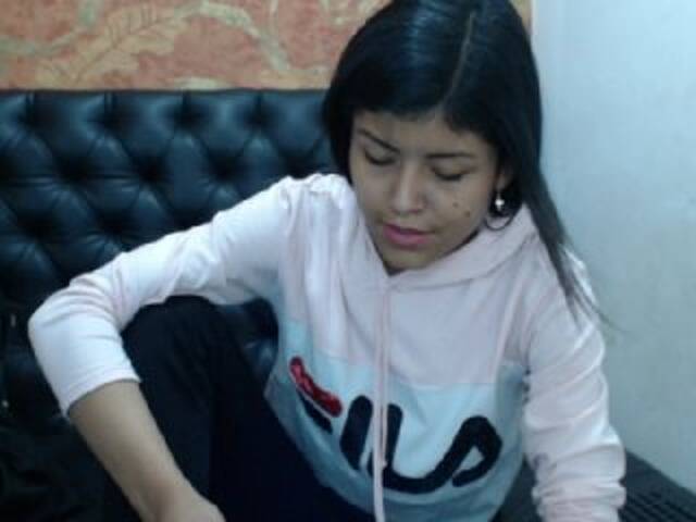 Capturas de tela de transmissão YANHET418