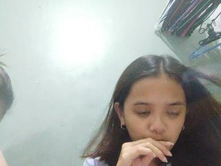Chat de vídeo erótico YourasianGirl