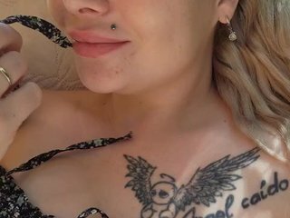 Chat de vídeo erótico YourFunnyBlondiee