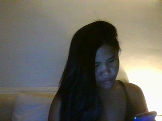 Capturas de tela de transmissão YourGirl9