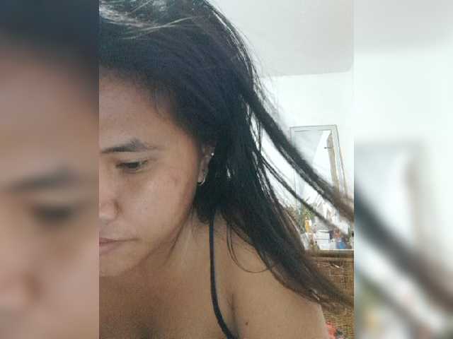 Capturas de tela de transmissão YourGirl9