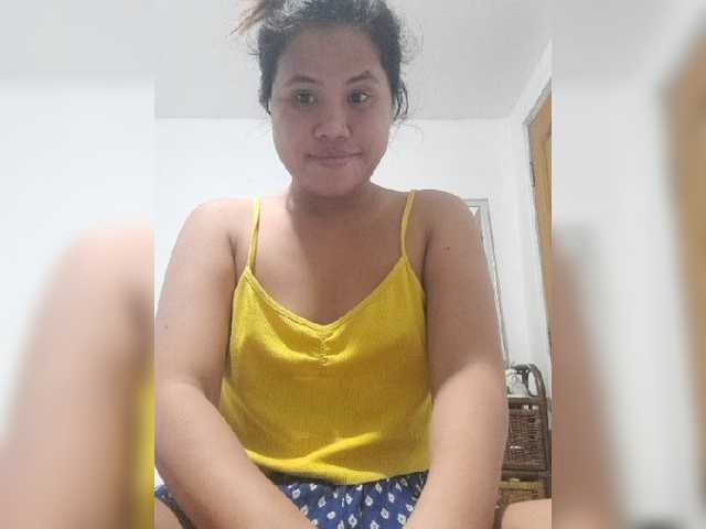 Capturas de tela de transmissão YourGirl9