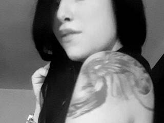 Chat de vídeo erótico YourInes