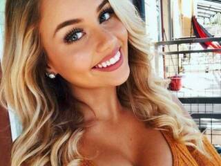 Chat de vídeo erótico Malyshka777