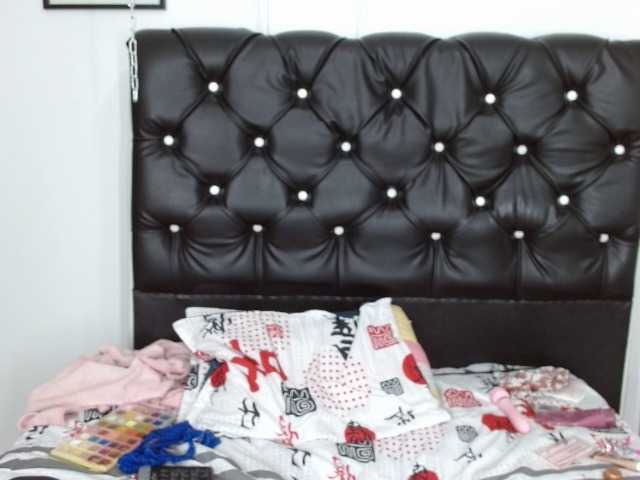 Capturas de tela de transmissão YuliaWills