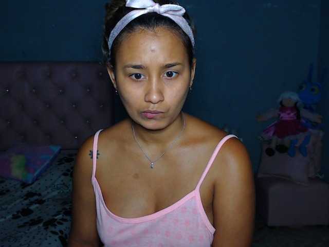 Fotos yummyqueenx couple show privately do not miss it for just 1000