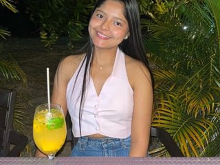 Chat de vídeo erótico ZashaFoxxy