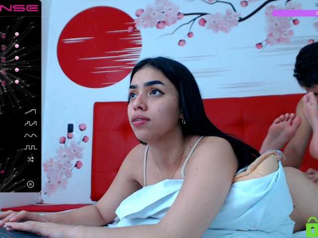 Capturas de tela de transmissão zoeandmaxwell