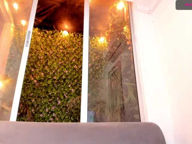 Capturas de tela de transmissão ZoeHill