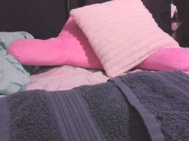 Capturas de tela de transmissão Zuriluxe45